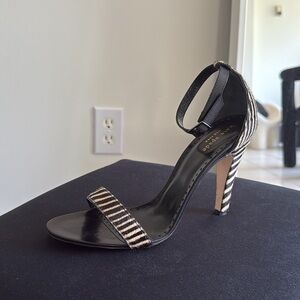 Kate Spade Zebra Printed Sandals Black and White Heels‎ Elegant Design size 8.5